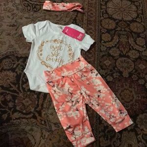 SOLD!!! NEW! 3 piece matching set